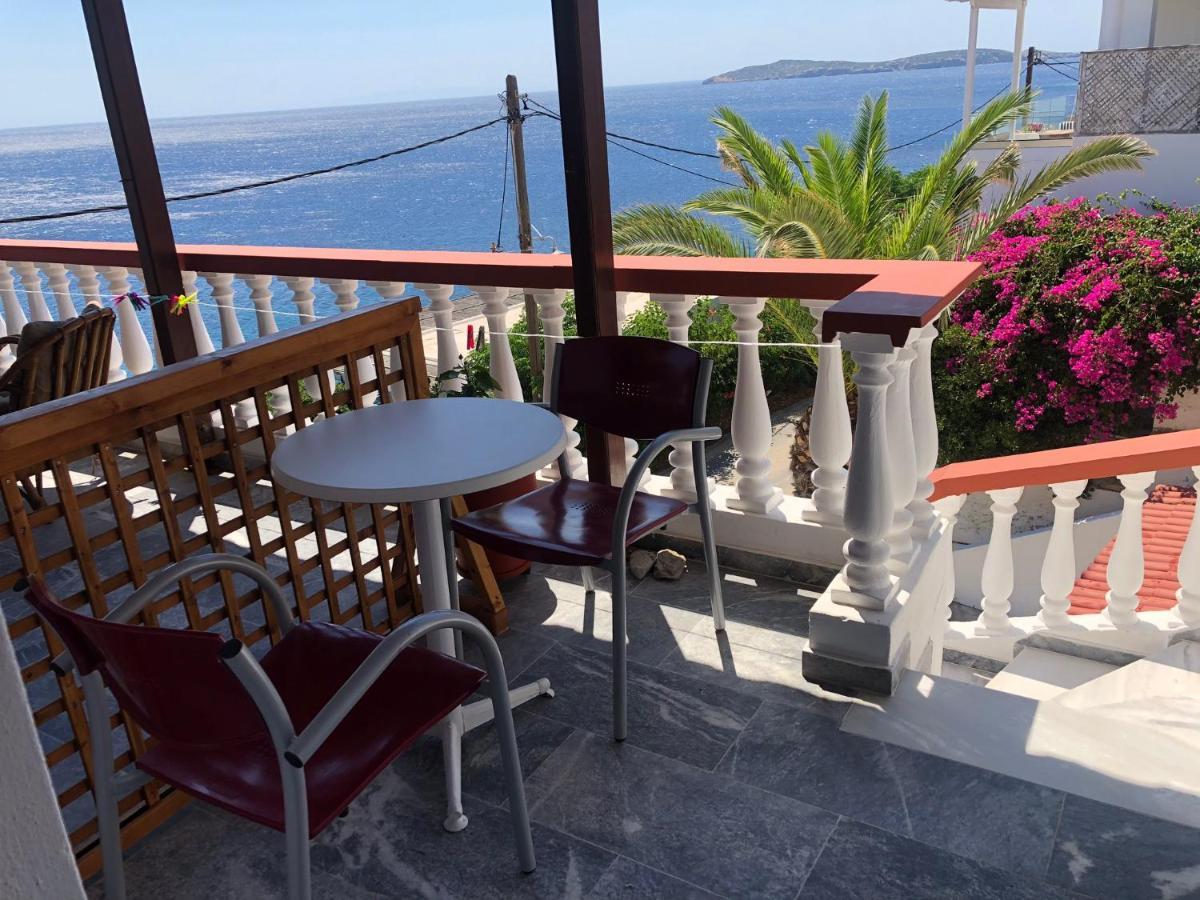Villa Bonatsa Andros Home Batsíon Eksteriør bilde