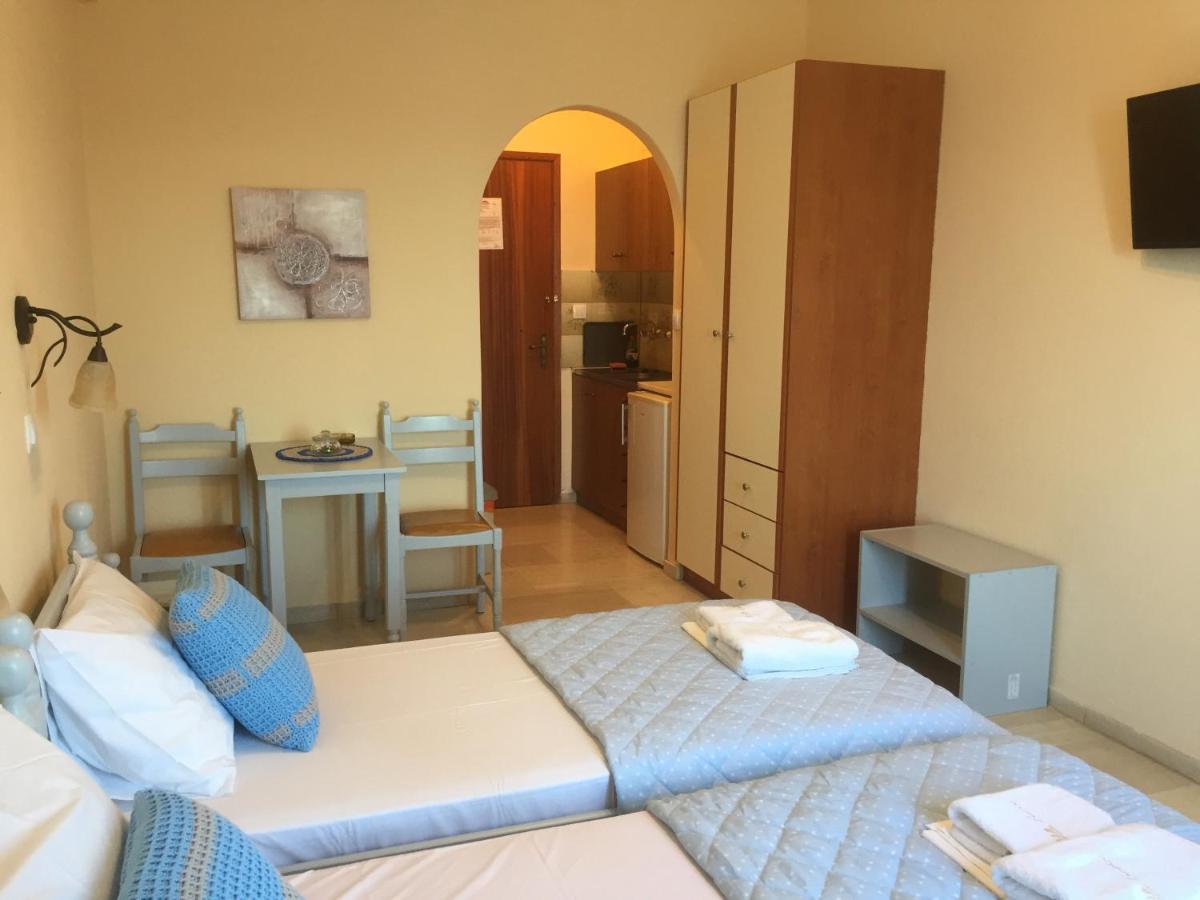Villa Bonatsa Andros Home Batsíon Eksteriør bilde