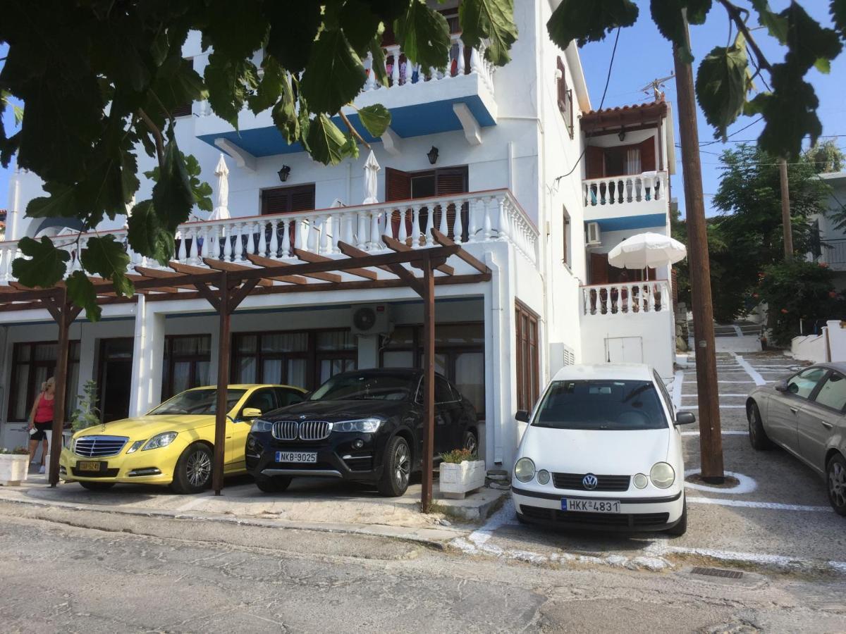 Villa Bonatsa Andros Home Batsíon Eksteriør bilde