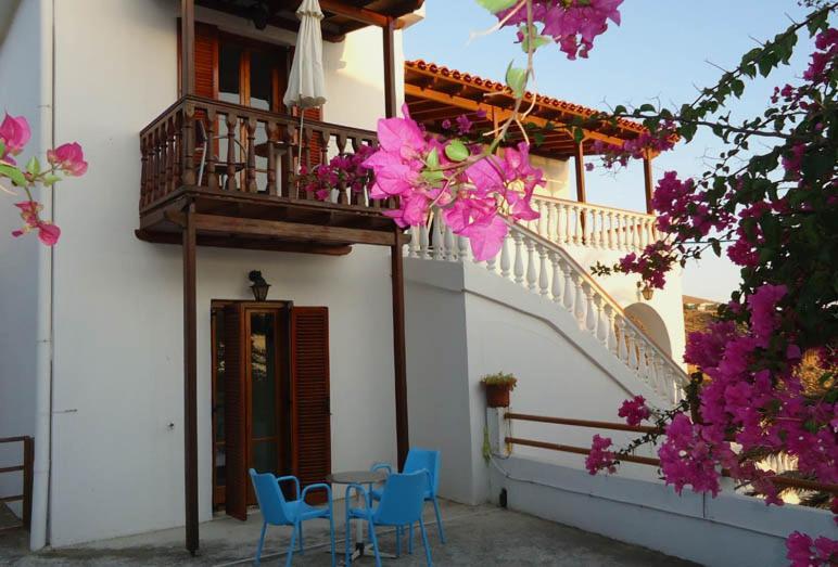 Villa Bonatsa Andros Home Batsíon Eksteriør bilde
